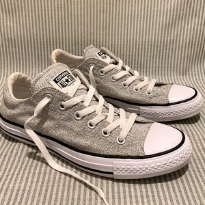 Converse Low Top